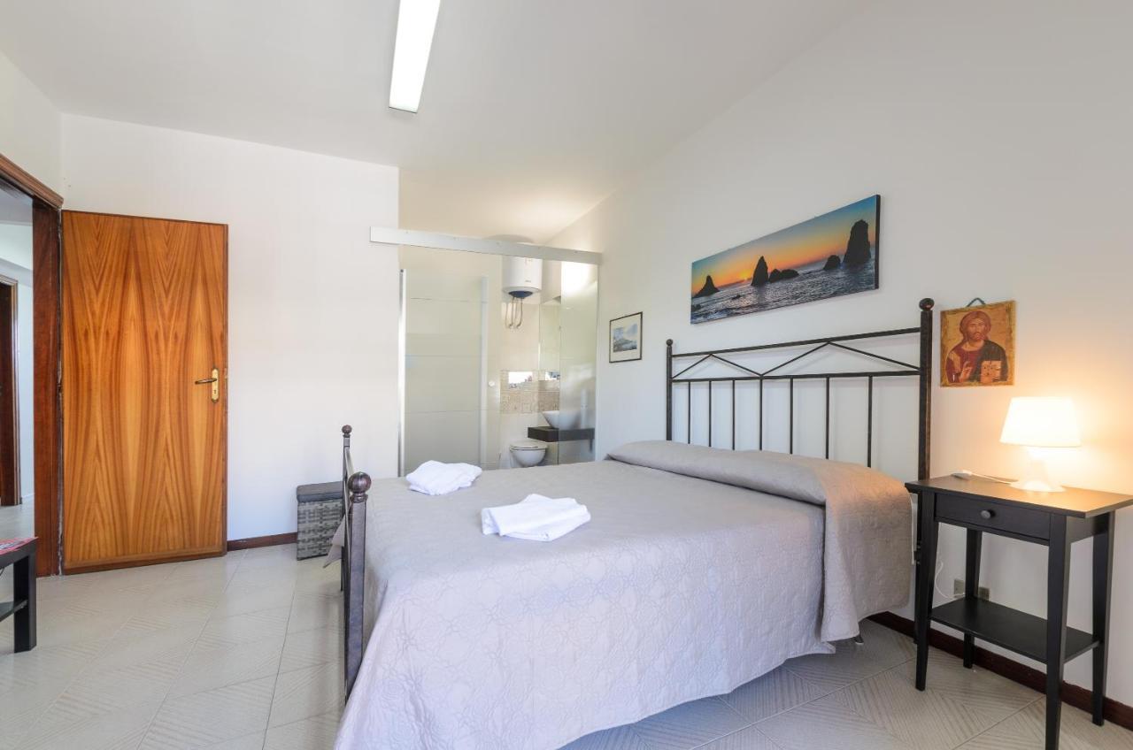 Marina D'Agrò Residence Santa Teresa Di Riva Exterior foto