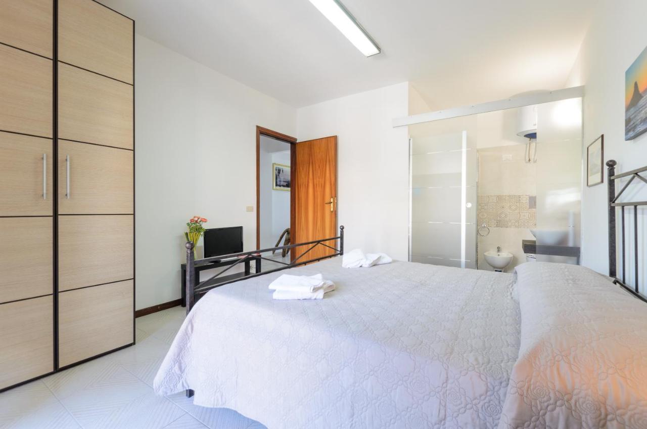 Marina D'Agrò Residence Santa Teresa Di Riva Exterior foto