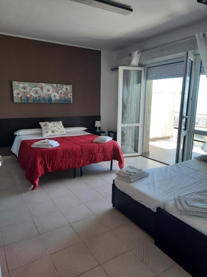 Marina D'Agrò Residence Santa Teresa Di Riva Exterior foto